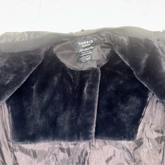 Torrid Black Puffer Jacket! Super warm! - Picture 4 of 5
